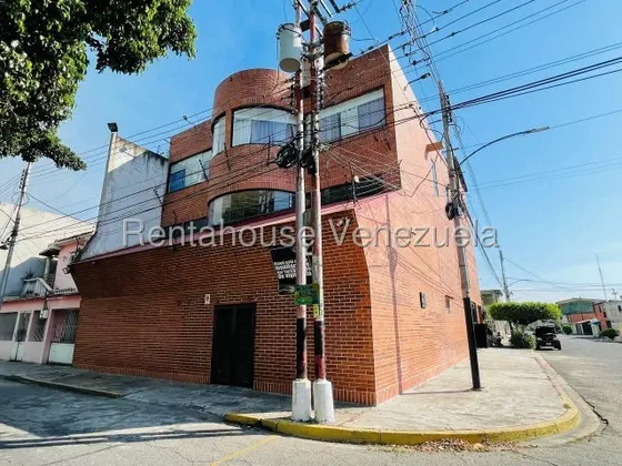 Local Comercial En Alquiler Urb. San Ignacio 25-19869df