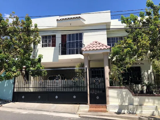 Hermosa Casa En Mirador Del Oeste