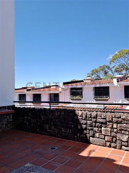 Casa Townhouse De Tres Pisos En Los Eucaliptos Llano Alto Carrizal