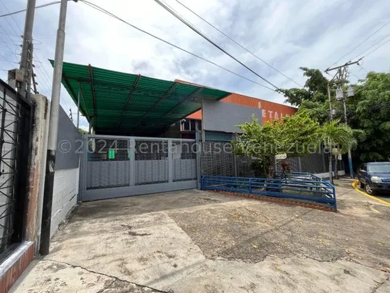 En Alquiler Gran Galpón Con Excelente Ubicacion En Zona Industrial De San Jacinto Db 24-28171