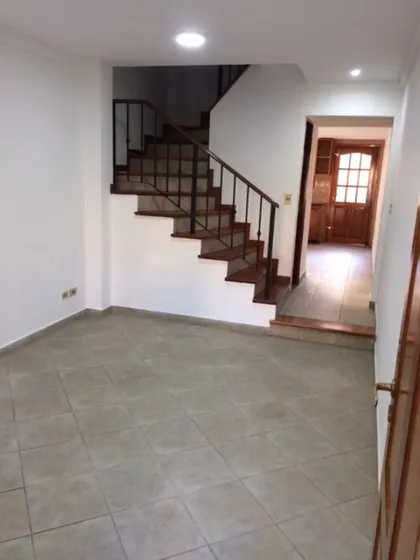 Duplex En Villa Adelina - Parque Cisneros - Muy Lindo