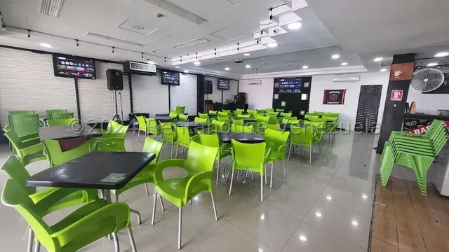 Fondo De Comercio Funcional En Venta Urb San Isidro Maracay 24-26819
