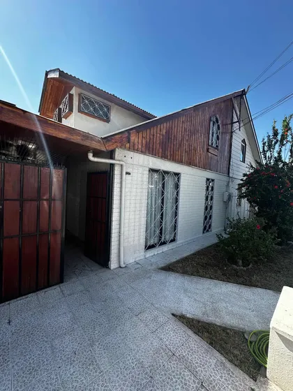 Casa En Venta En Villa Los Aromos San Bernardo