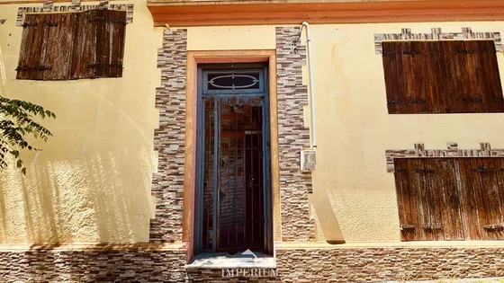 Venta/ Alquiler Con Opción A Compra U Alquiler En Cerro 5 Dorm. Azotea Y Parrillero Uso Exclusivo.