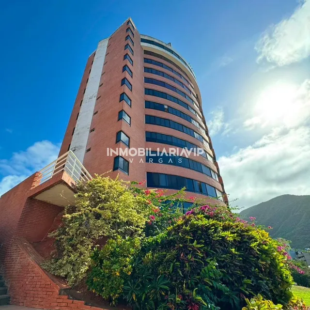 Ref 003 - 313  Grupo Inmobiliaria Vip Vargas Ofrece En Venta O Alquiler Apartamento Ubicado En Lallanada  Res Sol De Oro Iii  Estado La Guaira