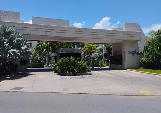 Apartamento En Venta En Lechería. C.r Club Playa.