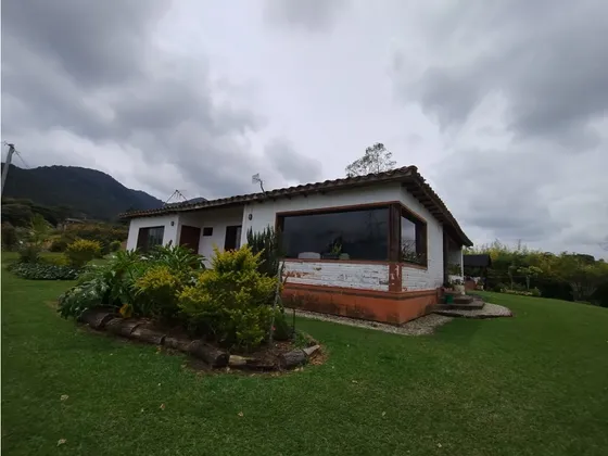 Casa Amoblada En Arriendo En El Carmen De Viboral