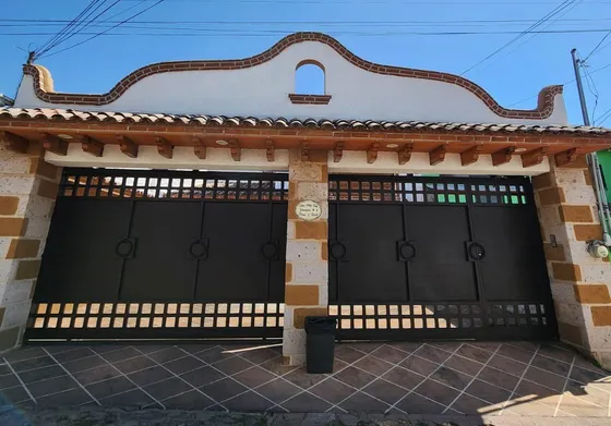Casa En Cuernavaca Con Alberca
