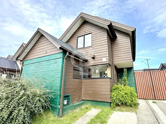 Casa Esquina En Jardín Austral: Espacio Y Confort Ideal