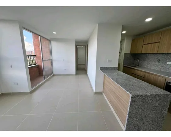 Apartamento En Venta Rionegro Sector El Tranvia (t)