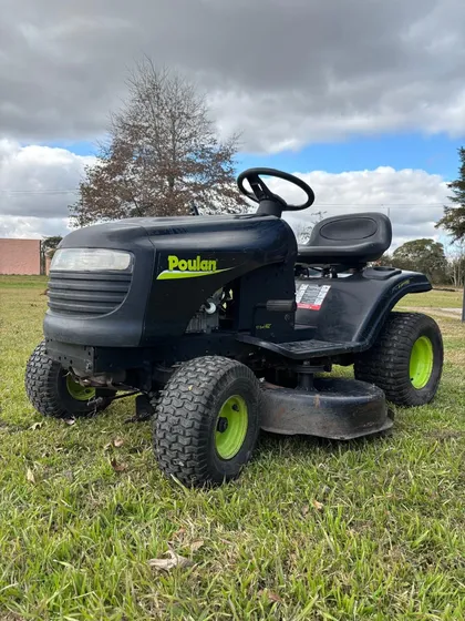 Tractor Cespeador