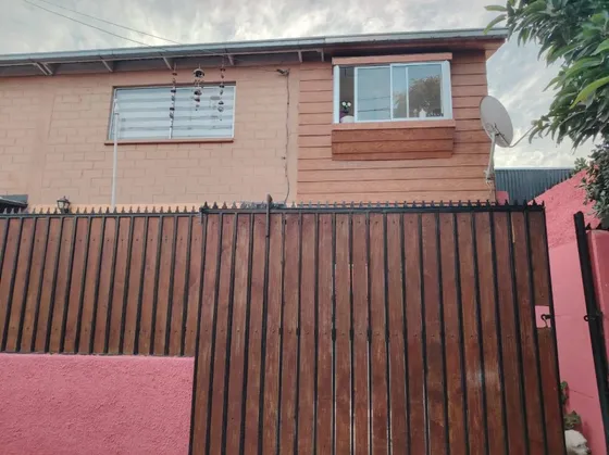 Casa De 3 Dormitorios -en San Bernardo