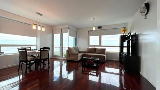 Venta Departamento 2 Ambientes Torres De Yacht  