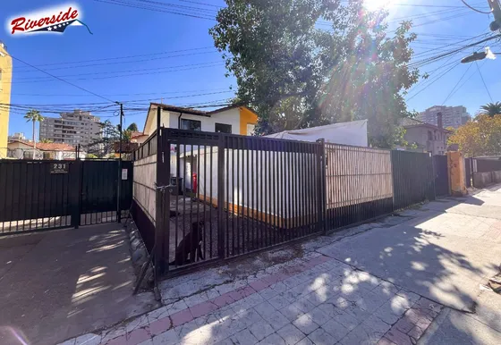 Propiedad Con Uso Mixto Habitacional/ Comercial En Ñuñoa