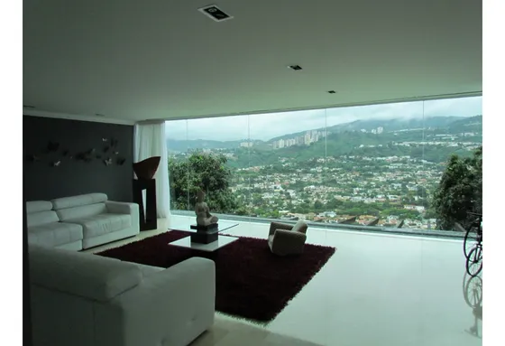 Vendo Casa 850m2 Cumbres De Curumo 1866
