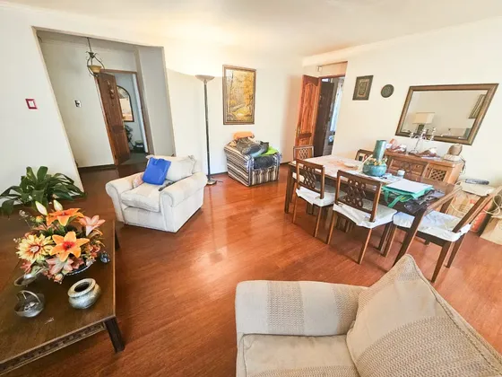 Amplia Casa En La Reina 6d3b