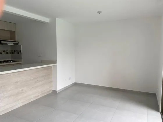 Vendo Apartamento Moderno, Muy Bonito En La Loma De Los Bernal