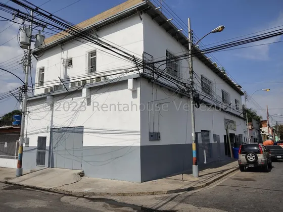 Negocio En Alquiler En Santa Rosa Maracay 25-12625 Irrr