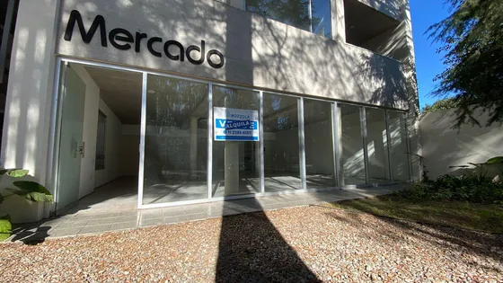 Oficina En Alquiler Ubicado En Moreno