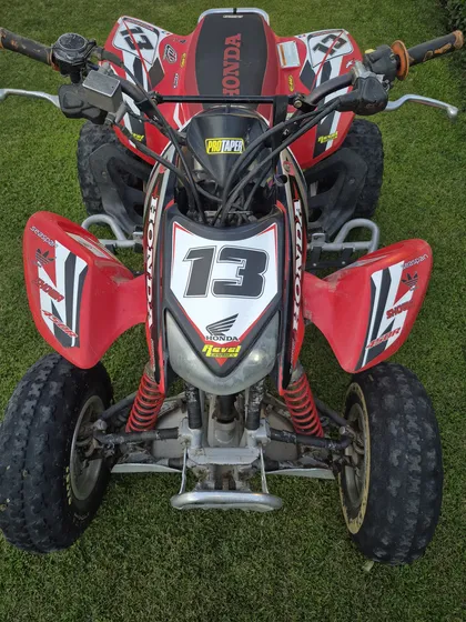 Cuatriciclo Honda 450r
