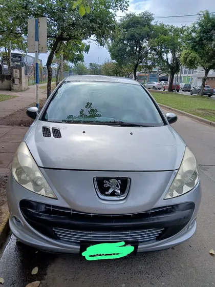 Peugeot 207 Compact 1.4 Xt Hdi