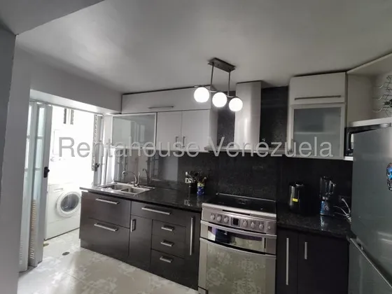 Los Samanes Guancay Apartamento En Venta De 133.69mts2, Cuenta Con 4hab. 3baños, 2 Estacionamiento, Todos Losservicios  #25-12853