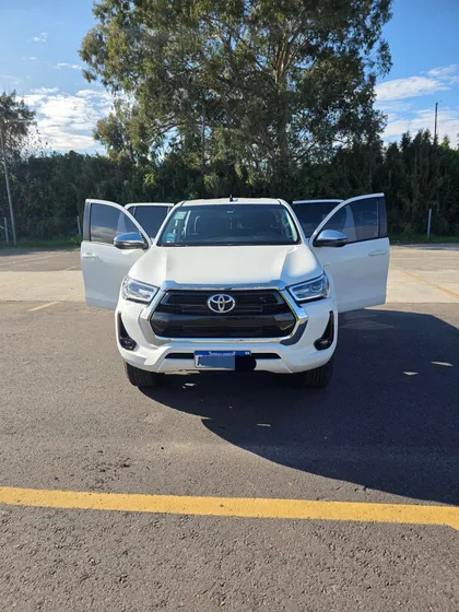 Toyota Hilux Pick-up 2.8 Cd Srv 177cv 4x2 At