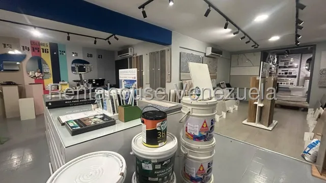 Alquiler De Casa Para Uso Comercial En Chuao Cl 25-11603