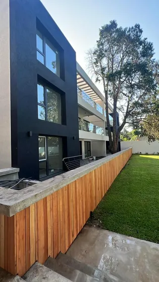 Departamento Premium  4 Ambientes A La Venta En Parque Leloir.