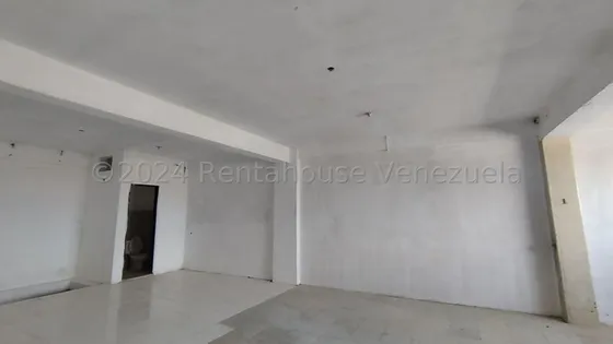 Milagros Inmuebles Local Alquiler Cabudare Lara La Mora Economica Comercial Economico Código Inmobiliaria Rent-a-house  24-27952