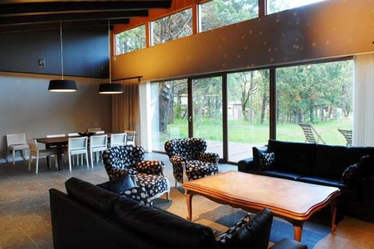 Moderna Casa De Excelente Construcción Y Diseño | Mercado Libre