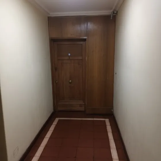 Amplio Departamento, 4 Dormitorios, A Pasos De La Moneda 