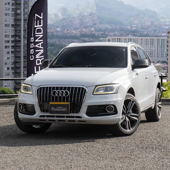 Audi Q5 3.0 Luxury Blindada