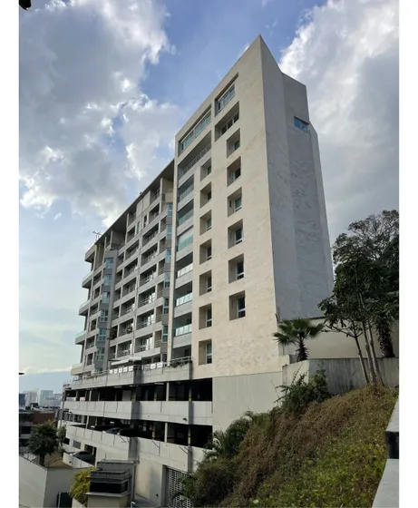 Venta De Apto. Con Maravillosa Vista En Lomas De Las Mercedes