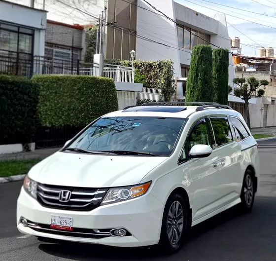 Honda Odyssey Versión Elite Máximo Lujo