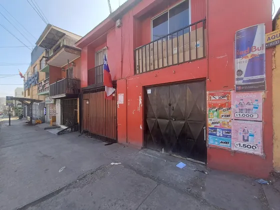 Se Vende Hostal Con Local Comercial Av Rendic Centro Norte 