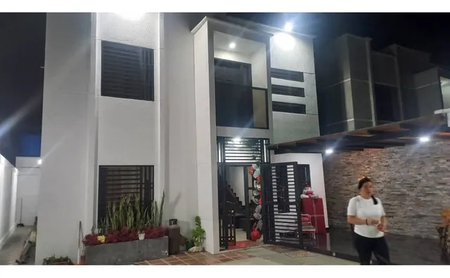 Vende Town House. Ve22-019lpu-yceg
