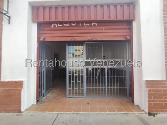 Local Comercial En Alquiler En Barquisimeto Crr 16 Zona De Alto Trafico Vehicular Y Peatonal Posee Aire Acondicionado Cod 25 16035 Soy Gabi Irastorza Comunícate                                        