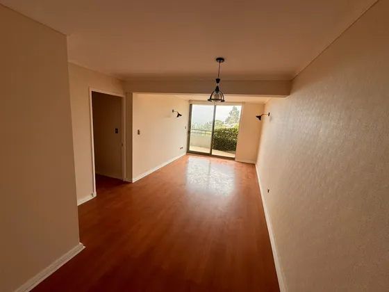 Vende Amplio Departamento En Miraflores Bajo
