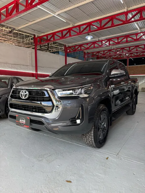 Toyota Hilux Sr.x