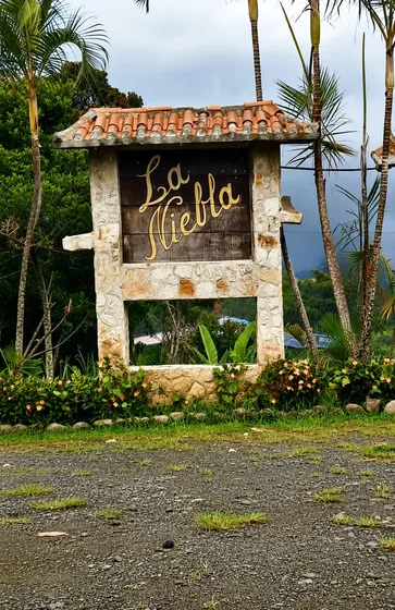 En Venta Casa Urbanizacion La Niebla. El Junquito