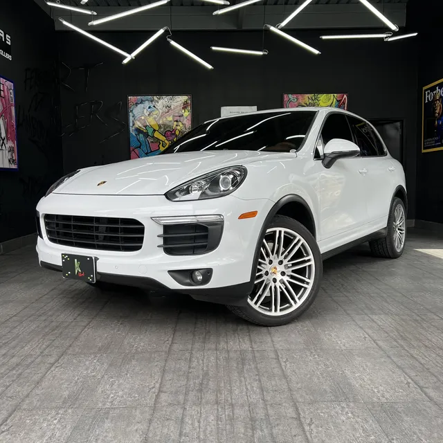 Porsche Cayenne Full Equipo