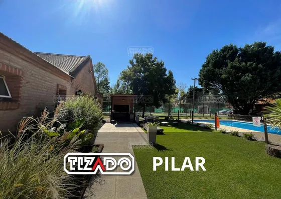 Casa En Alquiler En Nuevo Pilar, Pilar