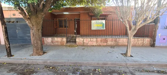 Venta Casa En Yofre Sur, Es Una Gran Oportunidad! La Vemos