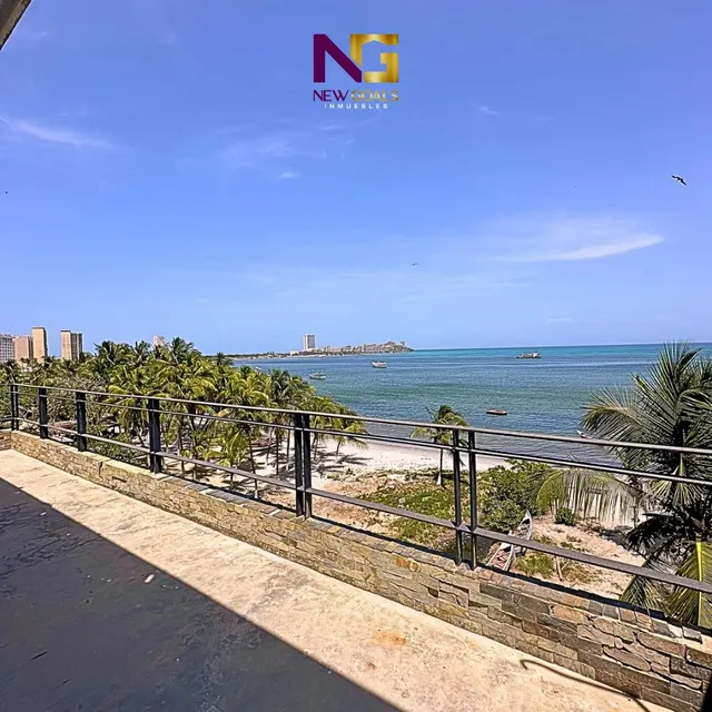 En Venta Edificio Obra Gris En Primera Línea De Playa.  Ubicado En La Bahía De Bella Vista