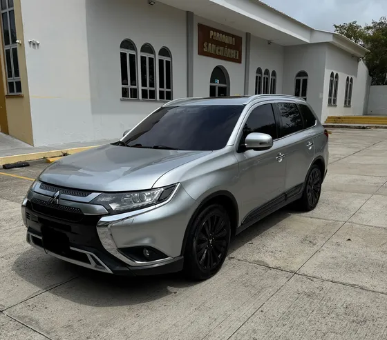 Mitsubishi Outlander 2.4 Kaiteki