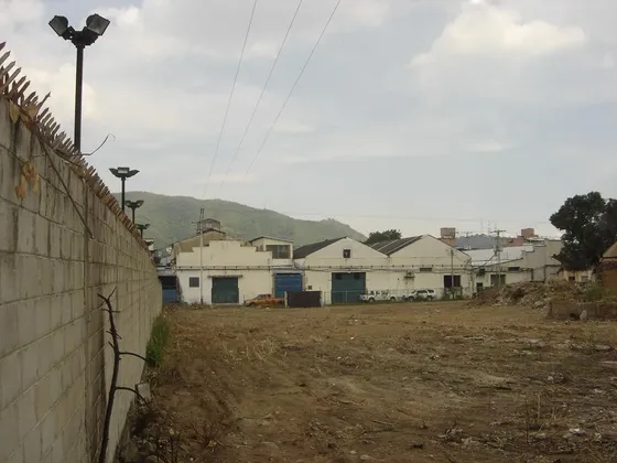 G-6870. Alexora. Tiene Oportunidad De Inversión! Terreno Comercial En Venta Ubicado En Av. Navas Espínola, Entre Av. Farriar Y Av. Boyacá.