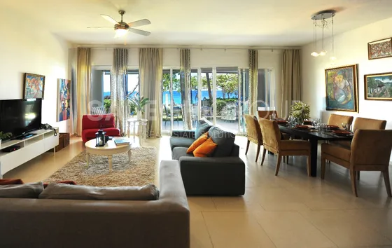 Apartamento Frente Al Mar De 3 Habitaciones Con Jardín Privado | Infiniti Blu, Sosúa, República Dominicana