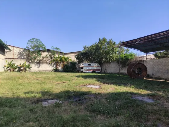 Lote De Terreno Av.aragua, La Morita I
