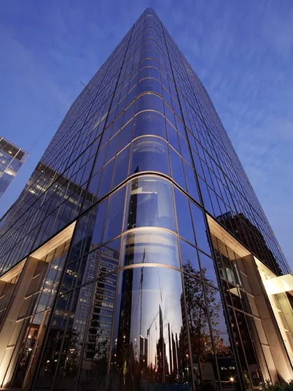Excelente Oficina Habilitada Y Amoblada De 1047 M2 